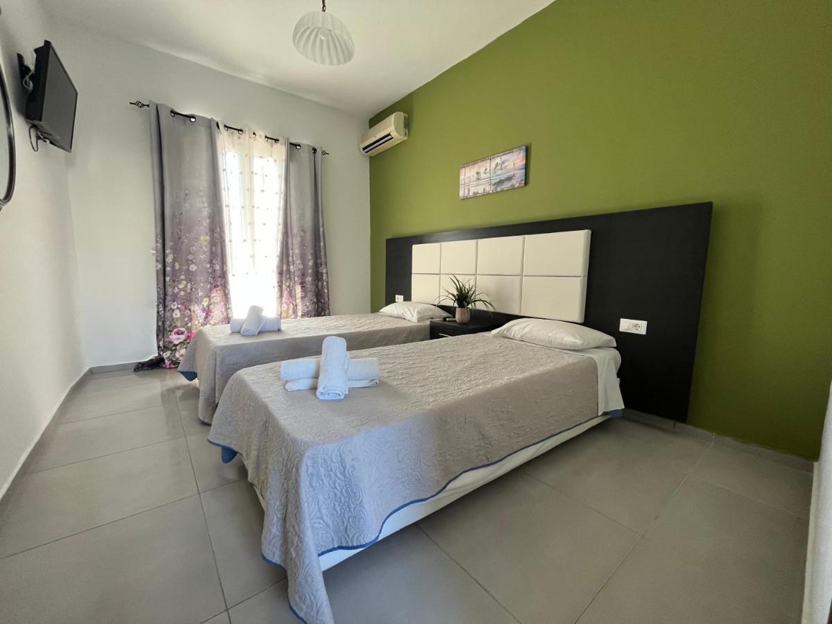Villa Antonis Deluxe Apartments Амуді Екстер'єр фото