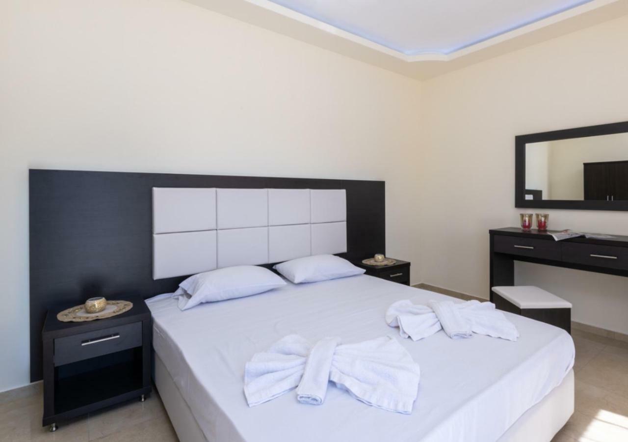 Villa Antonis Deluxe Apartments Амуді Екстер'єр фото