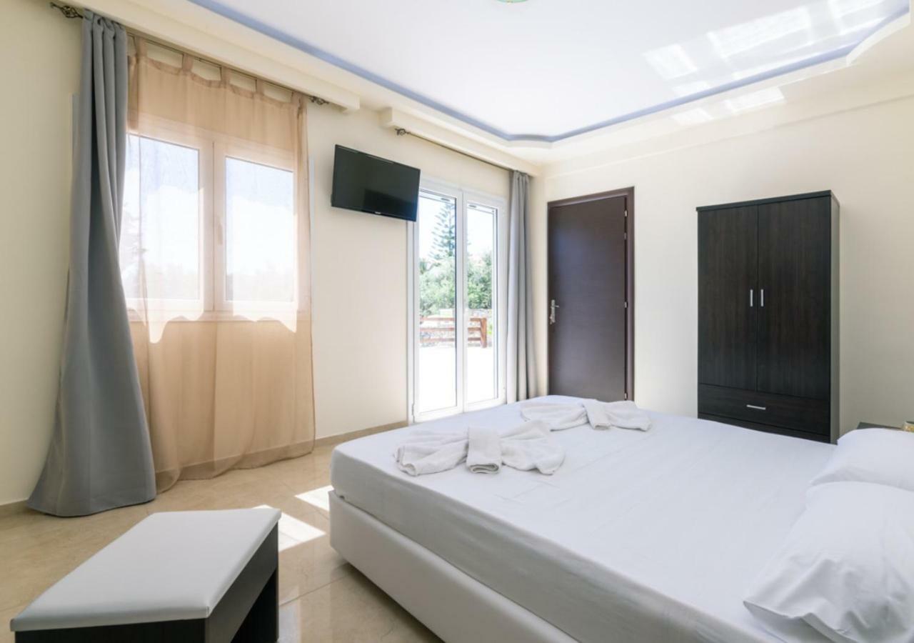 Villa Antonis Deluxe Apartments Амуді Екстер'єр фото