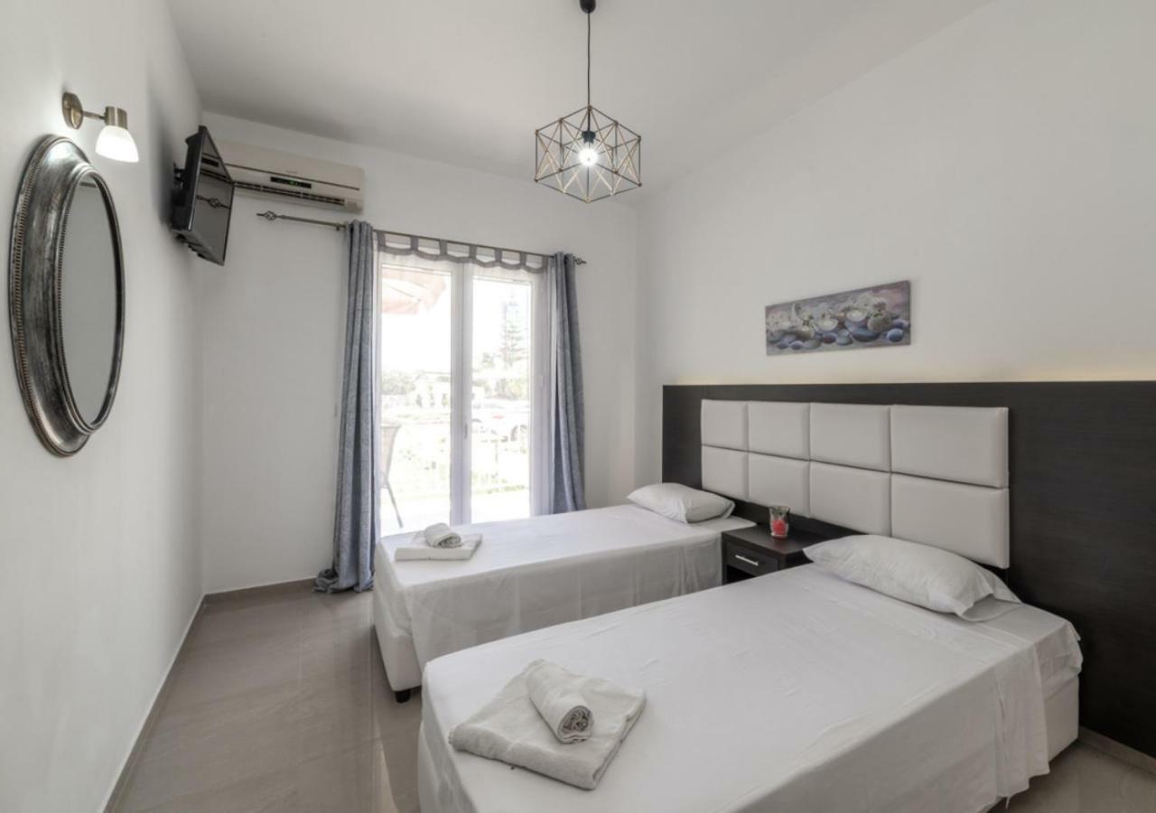 Villa Antonis Deluxe Apartments Амуді Екстер'єр фото