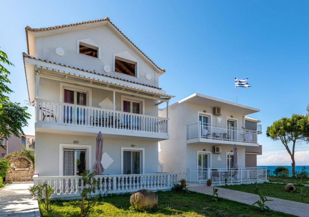 Villa Antonis Deluxe Apartments Амуді Екстер'єр фото